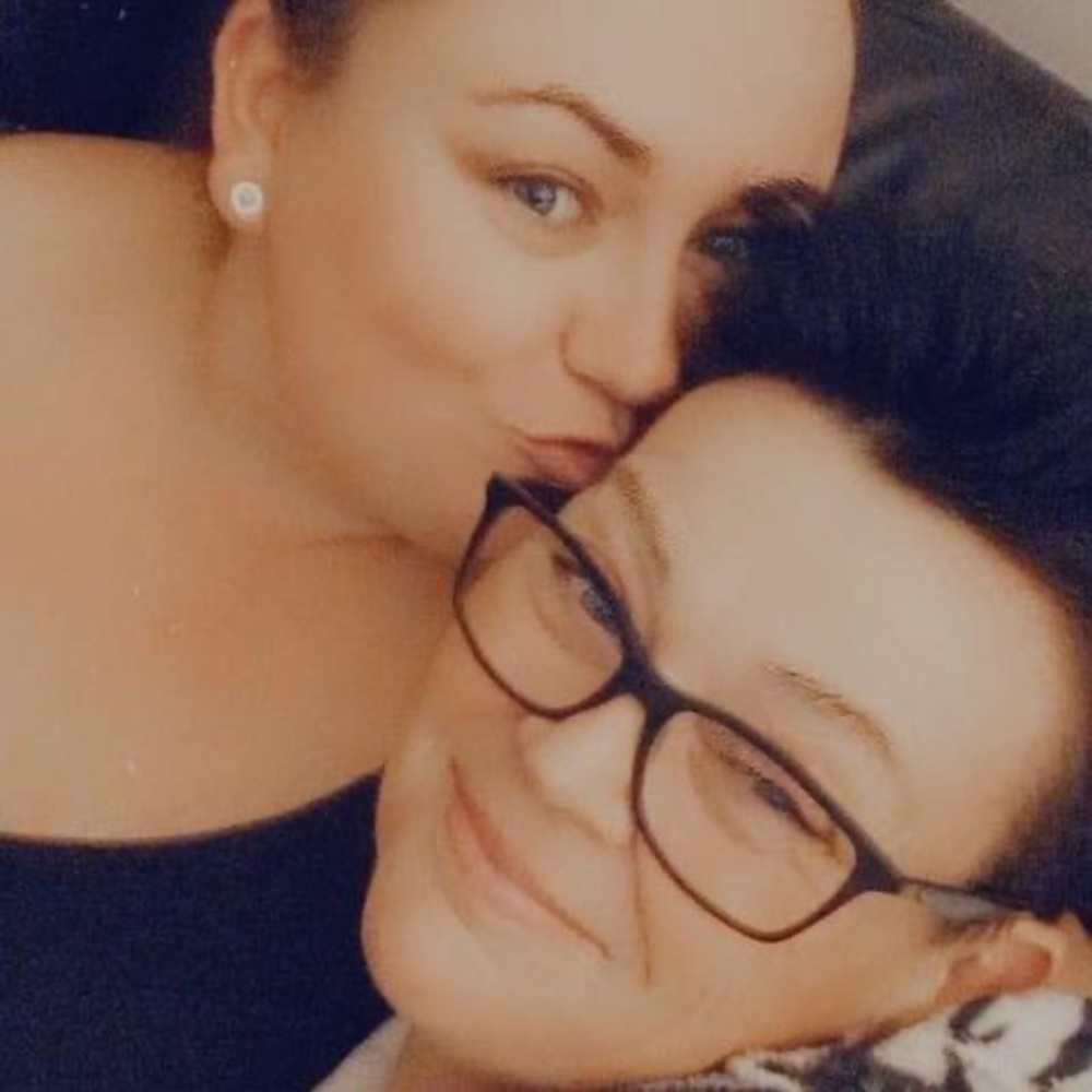 Meet your Posher, Hayley